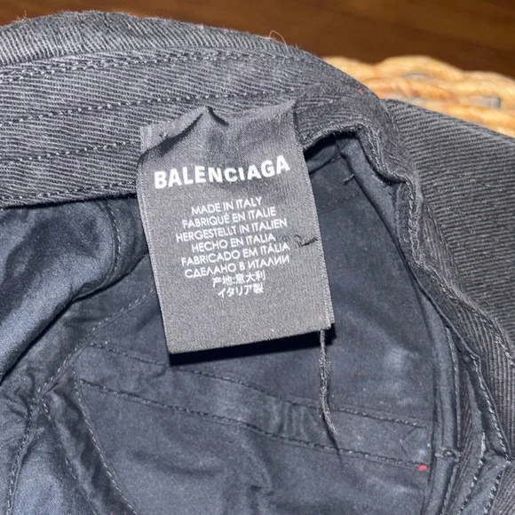 Balenciaga Black Crew Embroidered Cap - Picture 4 of 7